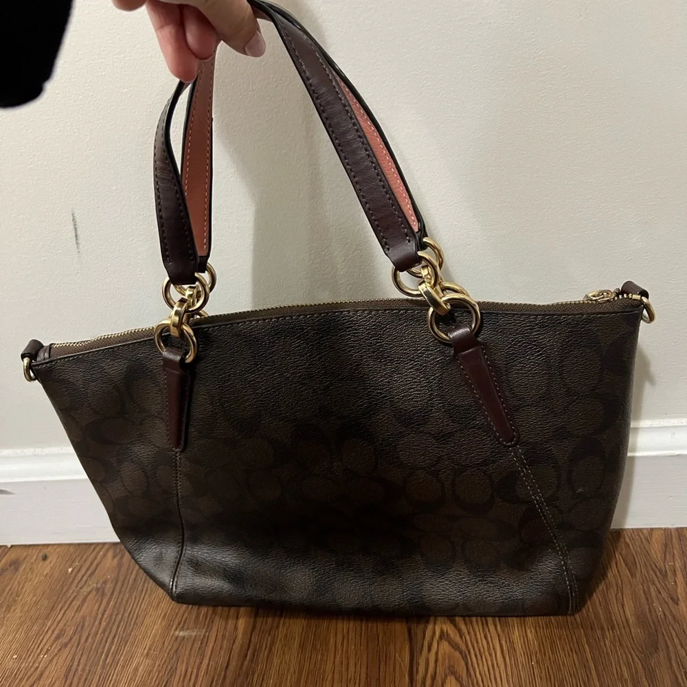 EUC Coach Brown Leather Monogram Logo Purse - Picture 4 of 5
